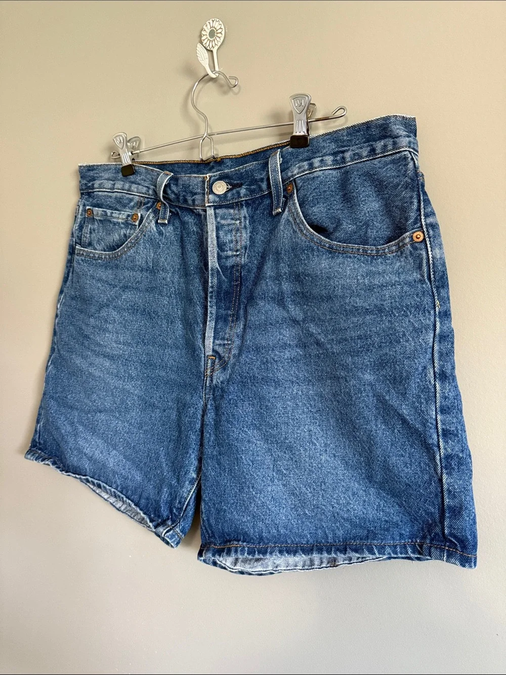 Levis dark blue